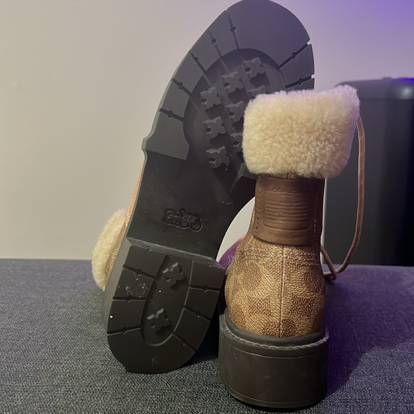 Women's Coach boots - Picture 4 of 4